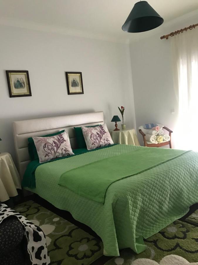 Vivenda Azevedo Hotel Nazare Luaran gambar